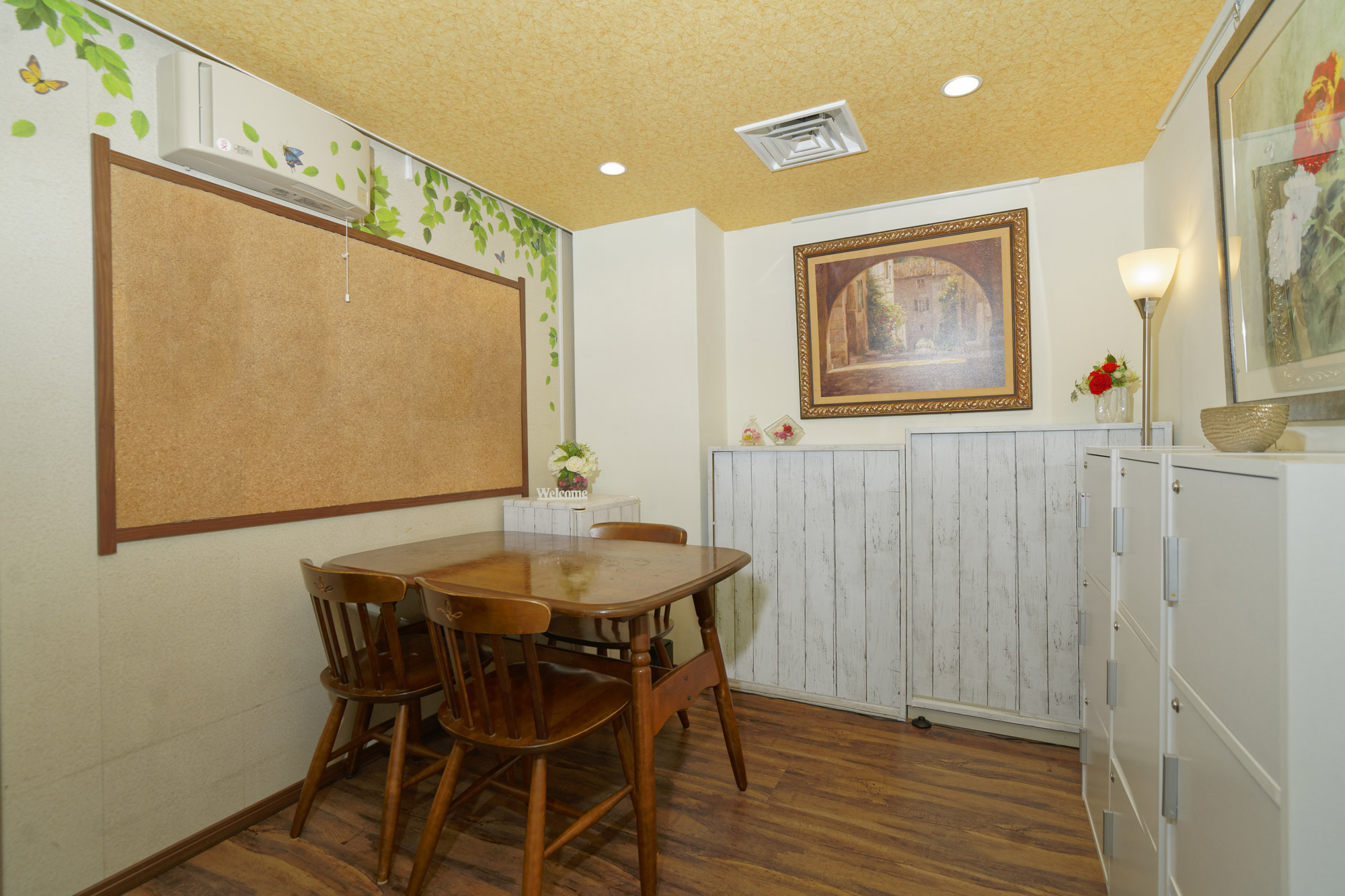 阪急六甲駅前すぐ!アーティストスタジオ アルスノーヴァ入口